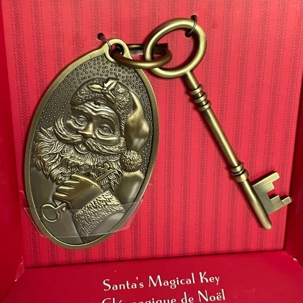 Hallmark Santa’s Christmas Magical Magic Key for Homes Without Chimney